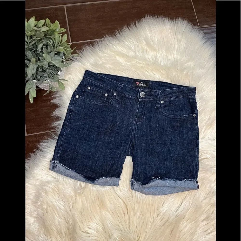 Guess denim cuffed shorts sz 28